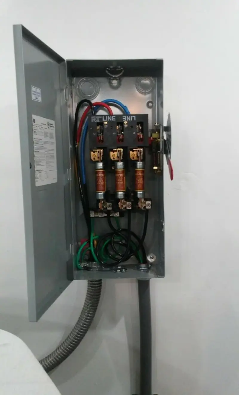 Three-phase disconnect switch installed for Electrical Wiring & Rewiring in McDonald